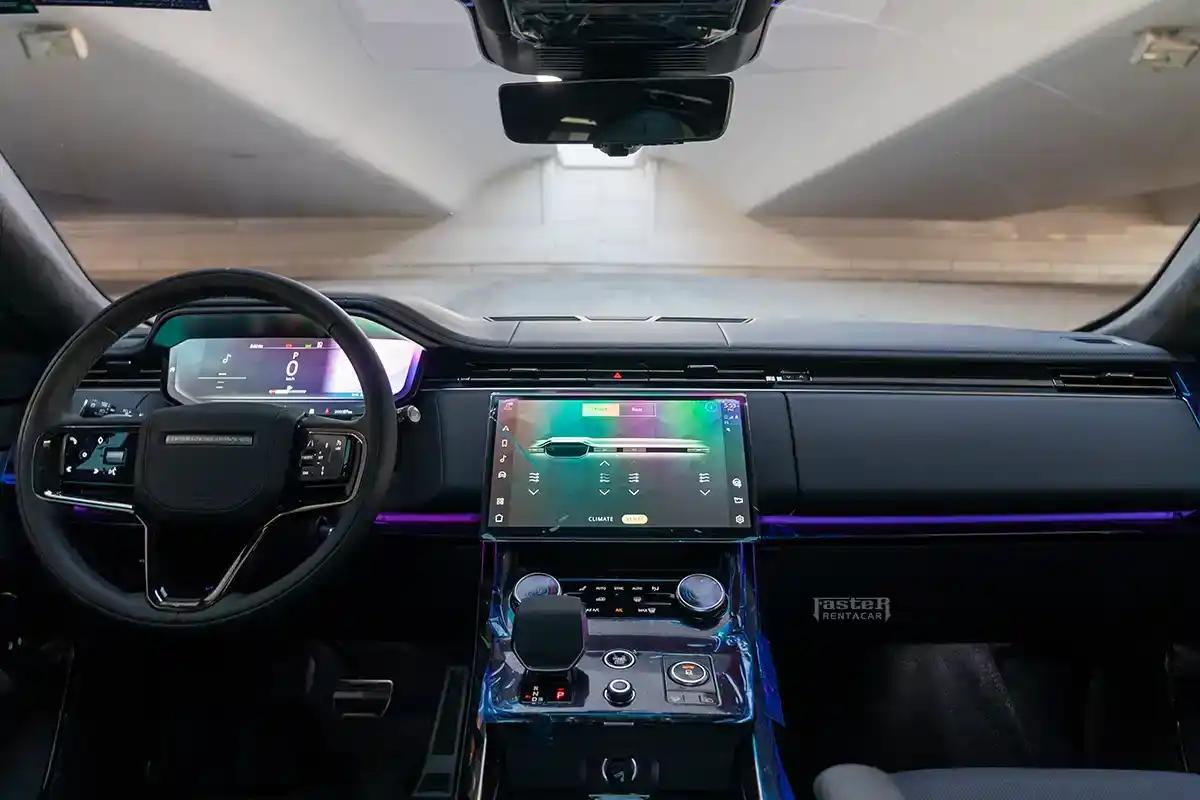 Range Rover Sport - Black Inside 3